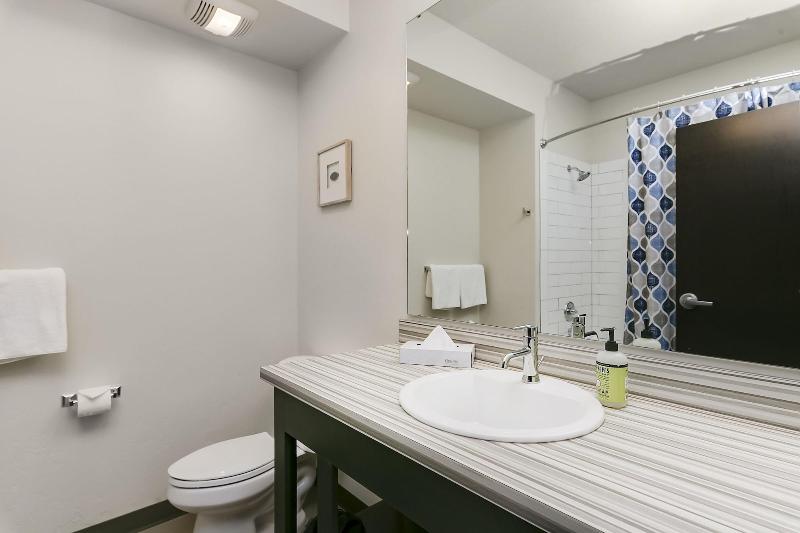 Silver Creek Hotel image