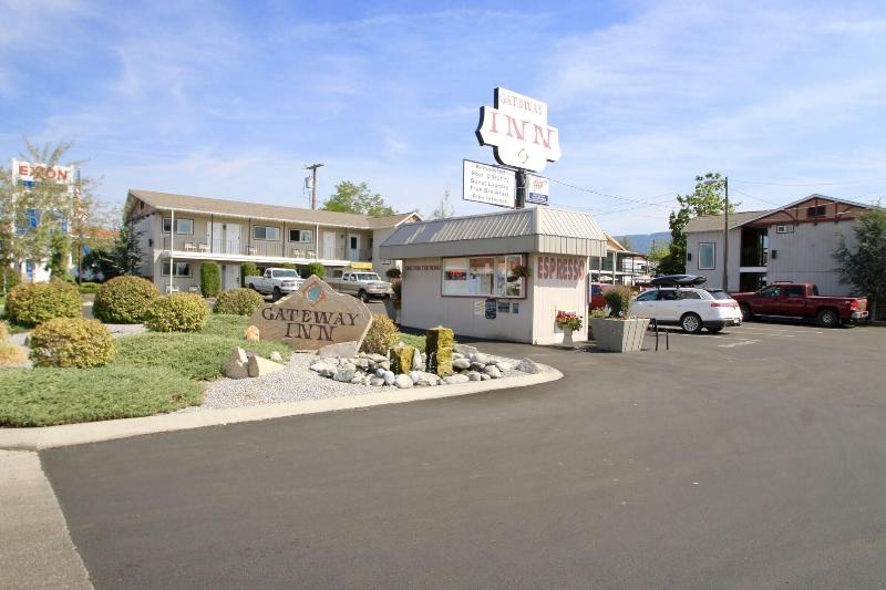 Gateway Inn image