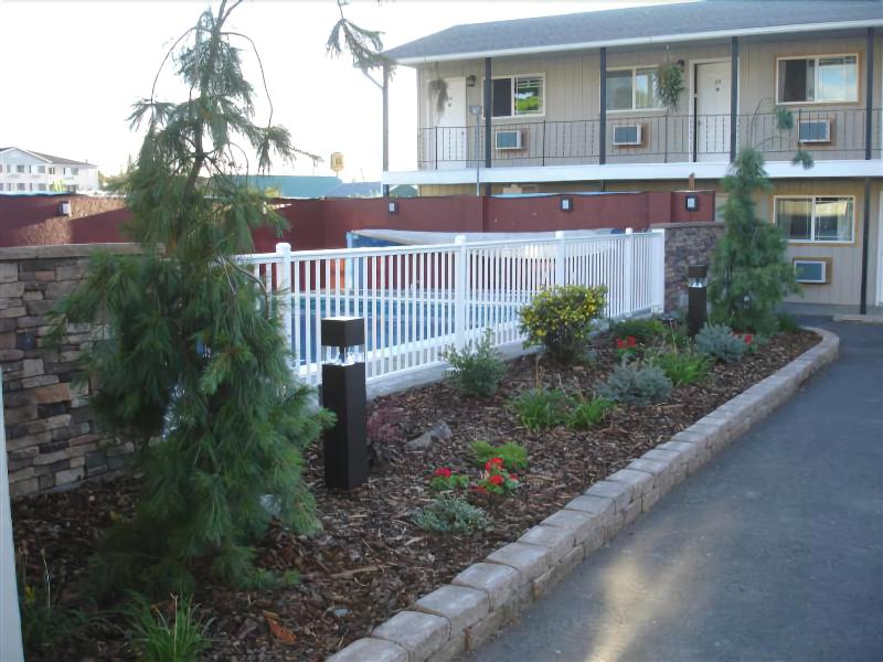 Gateway Inn image