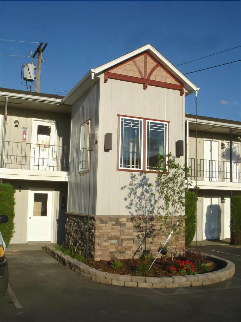Gateway Inn image