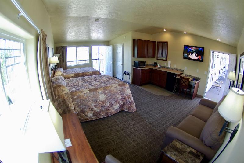 Gateway Inn image