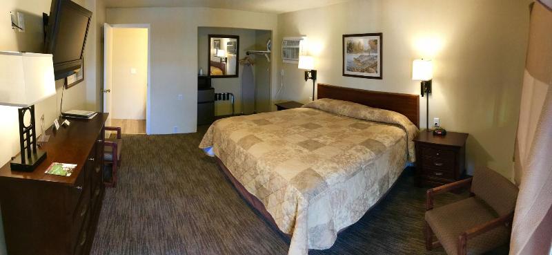 Gateway Inn image