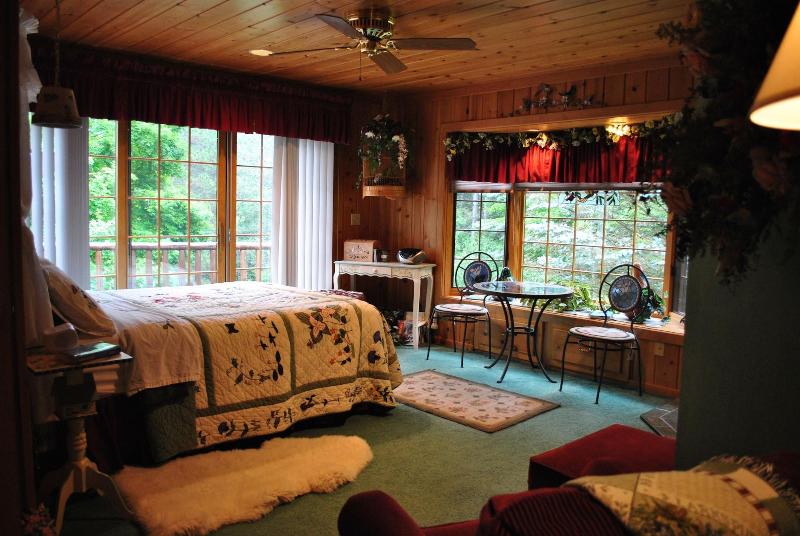 Horton Creek Inn Bed And Breakfast image