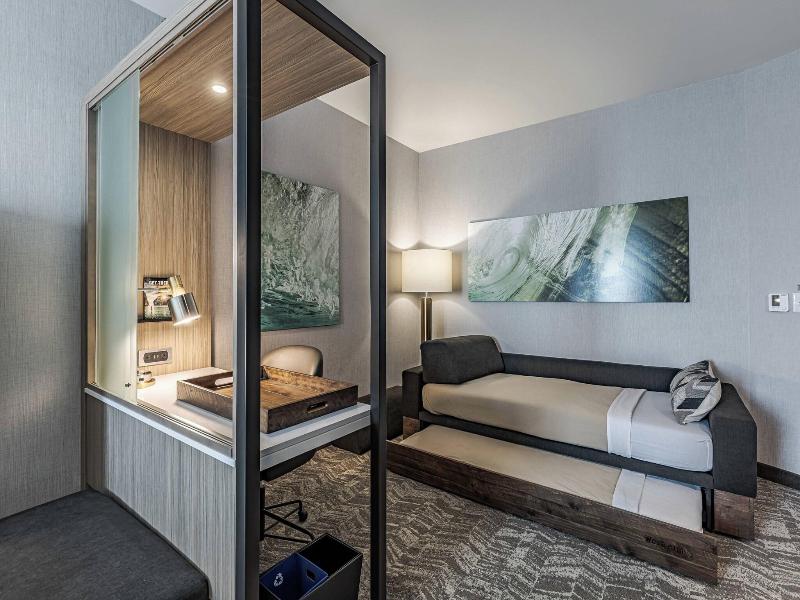 Springhill Suites By Marriott Fort Wayne North image
