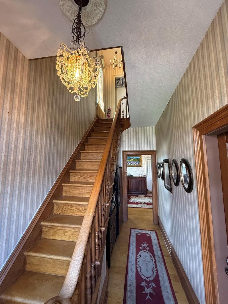 Lasalle Guest House image