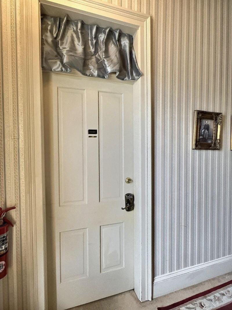 Lasalle Guest House image
