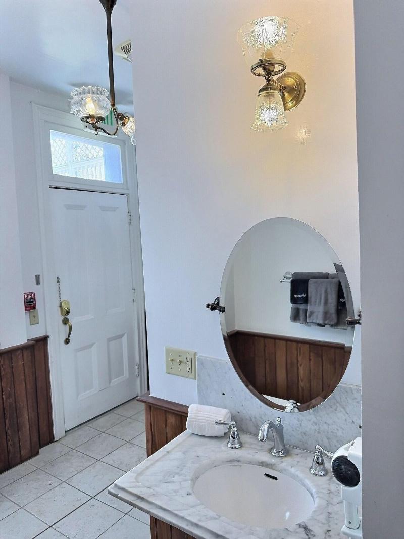 Lasalle Guest House image