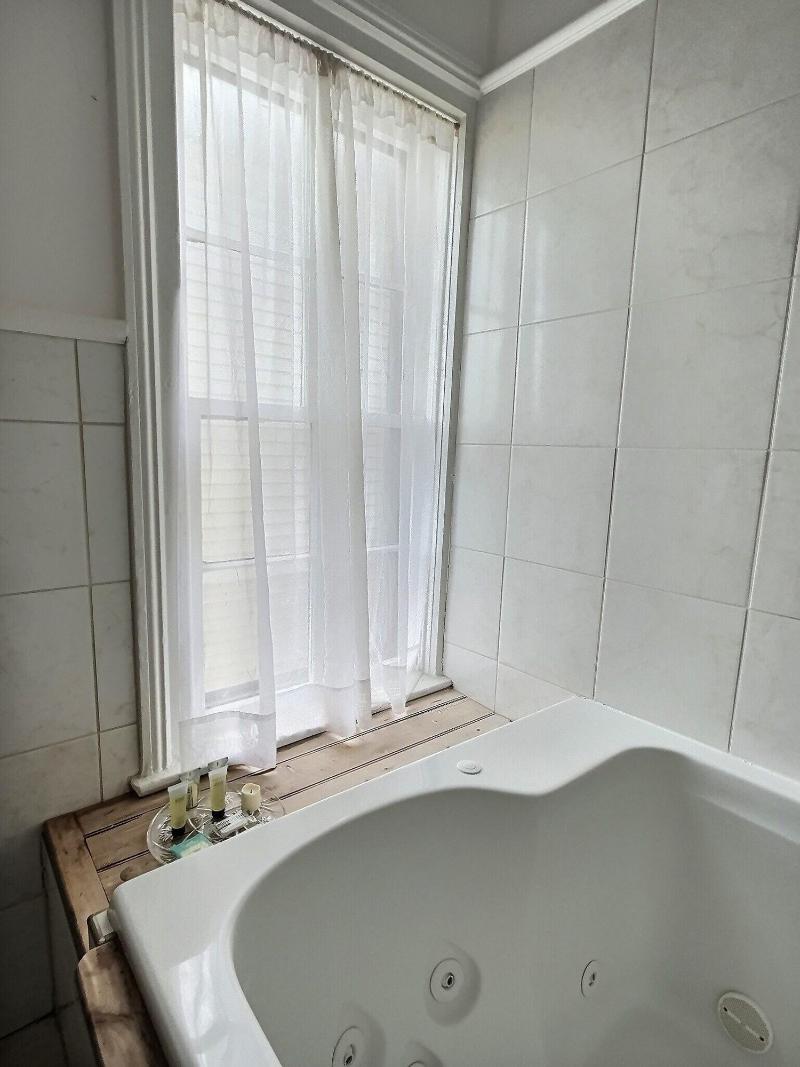 Lasalle Guest House image