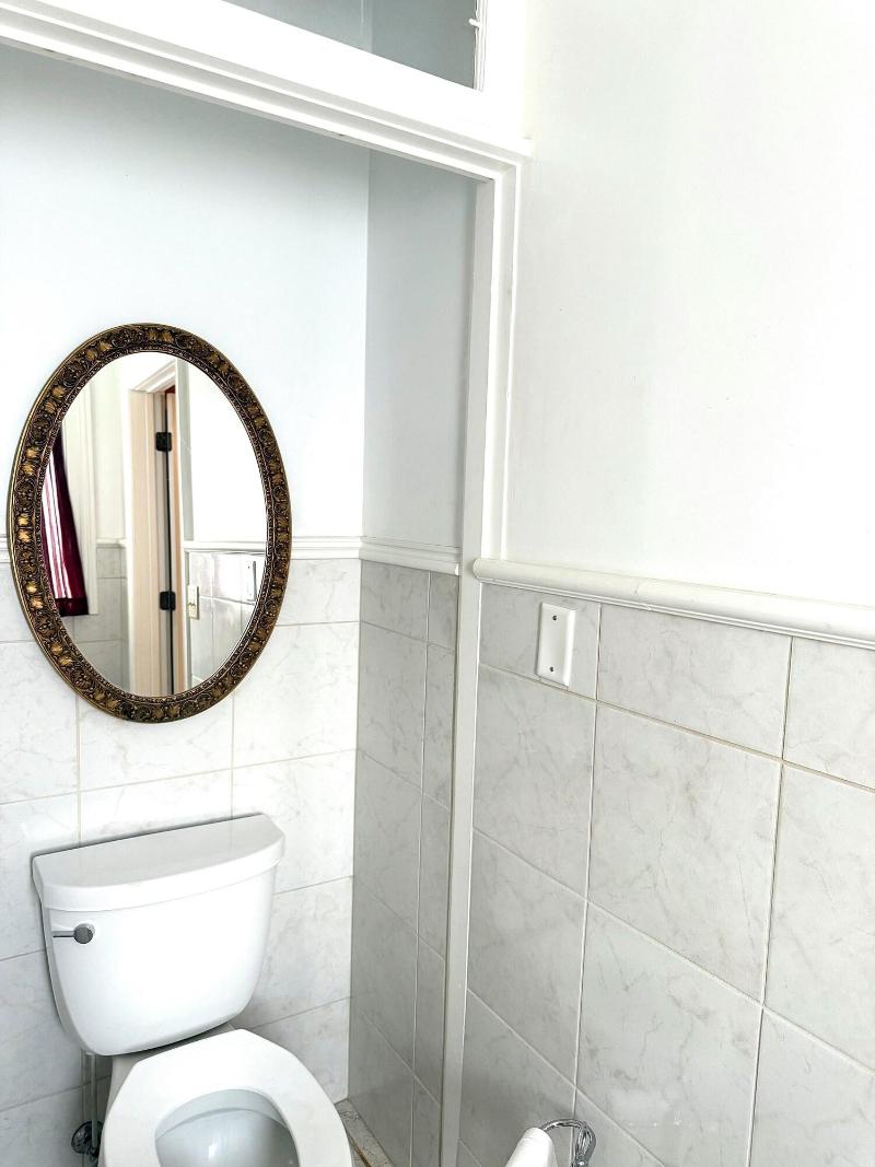 Lasalle Guest House image