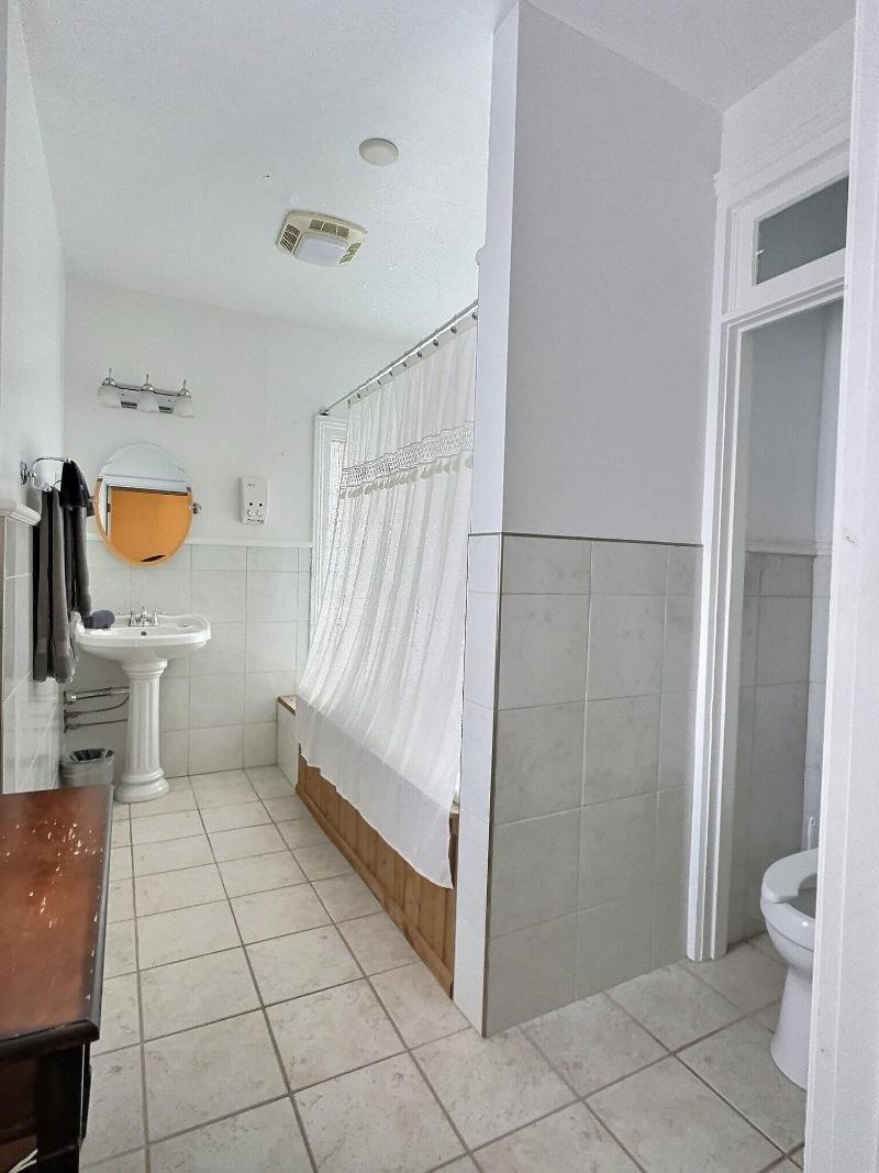 Lasalle Guest House image