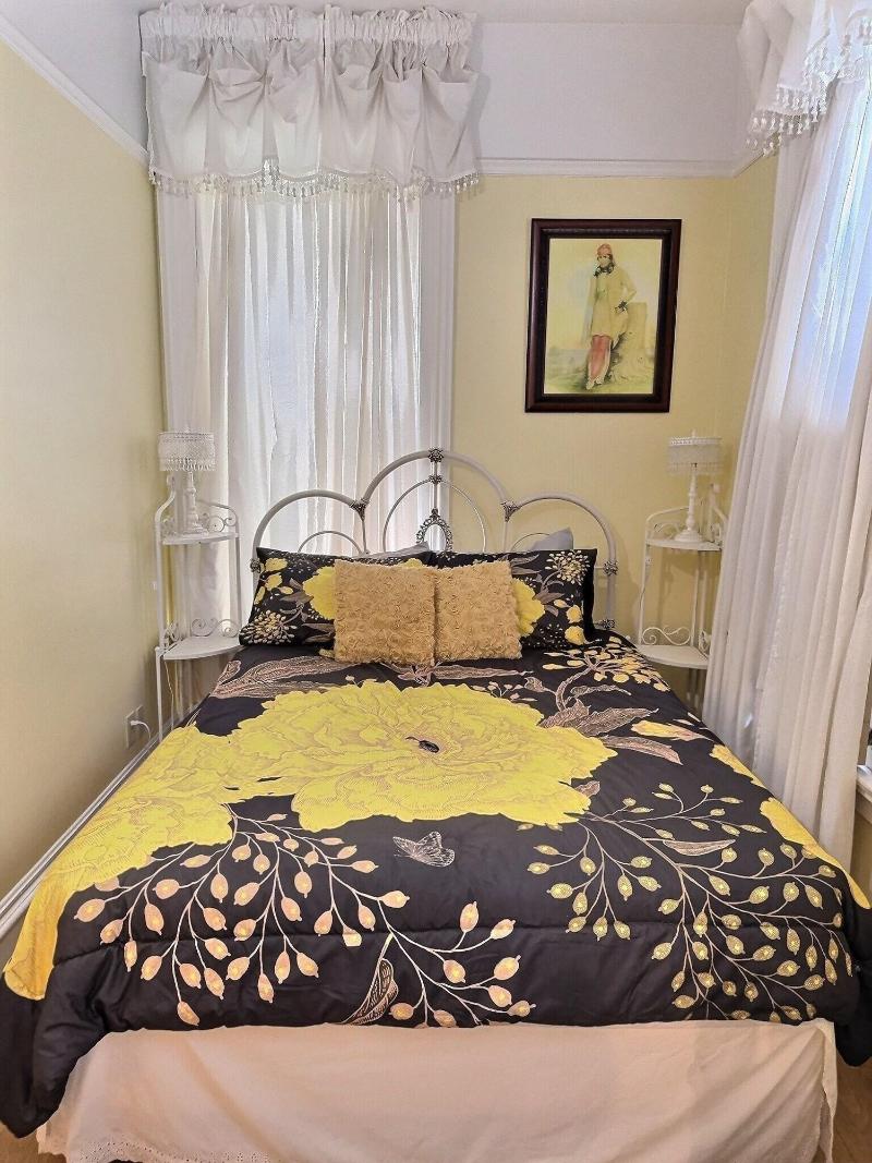 Lasalle Guest House image