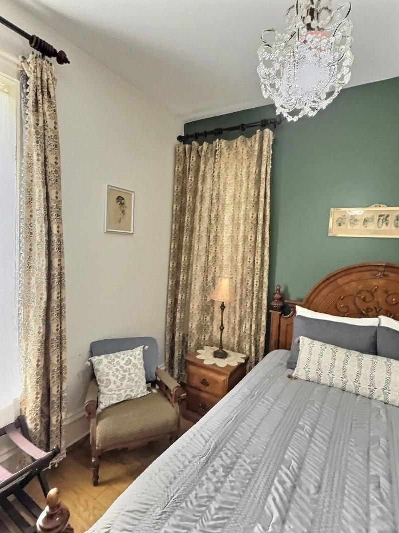 Lasalle Guest House image