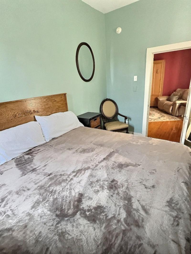 Lasalle Guest House image