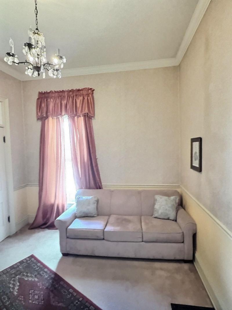 Lasalle Guest House image