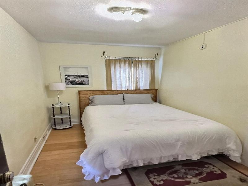 Lasalle Guest House image