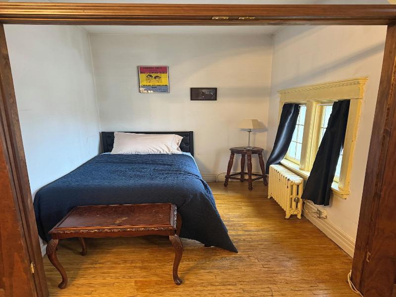 Lasalle Guest House image