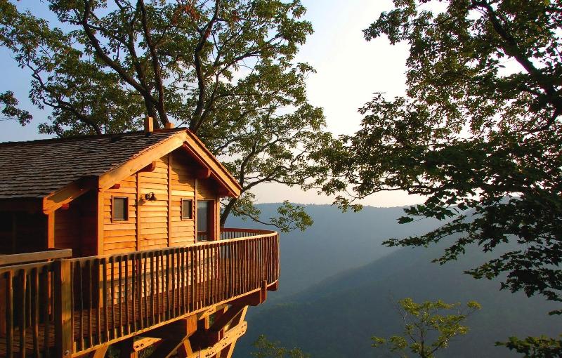 Lodge And Cottages At Primland image