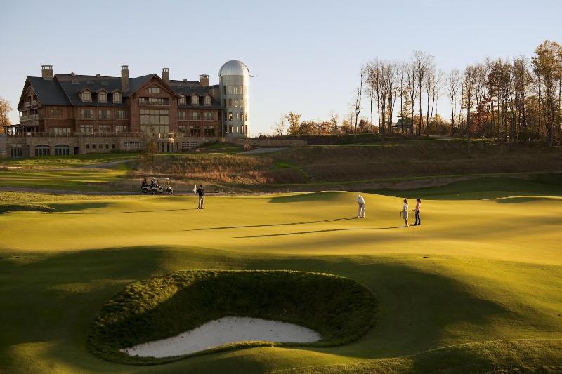Lodge And Cottages At Primland image
