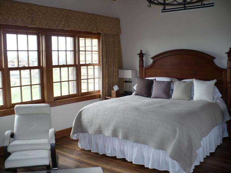Lodge And Cottages At Primland image