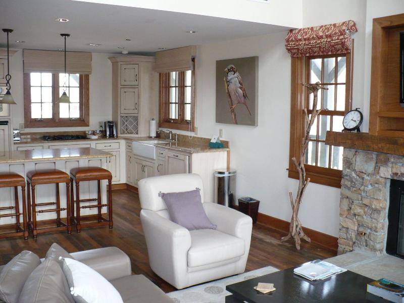 Lodge And Cottages At Primland image