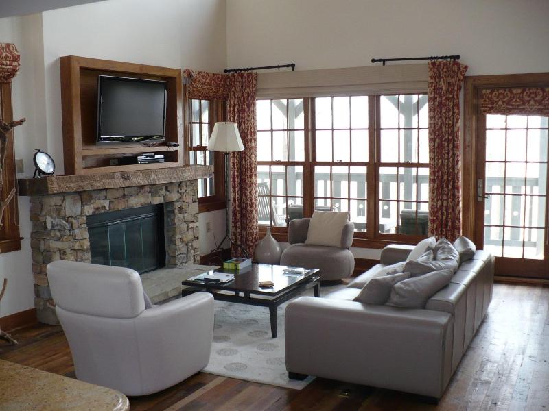 Lodge And Cottages At Primland image
