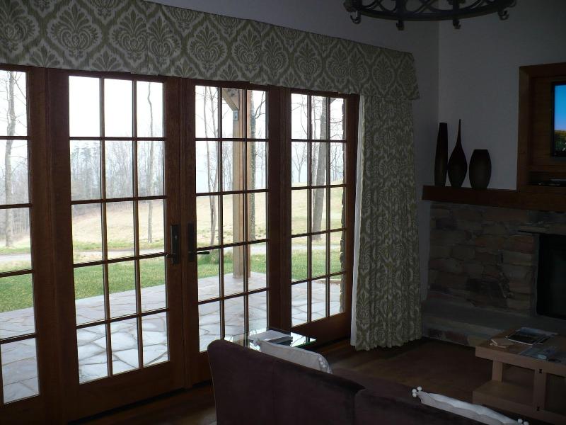 Lodge And Cottages At Primland image