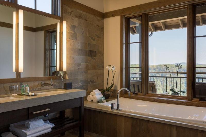 Lodge And Cottages At Primland image