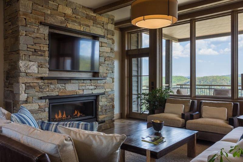 Lodge And Cottages At Primland image