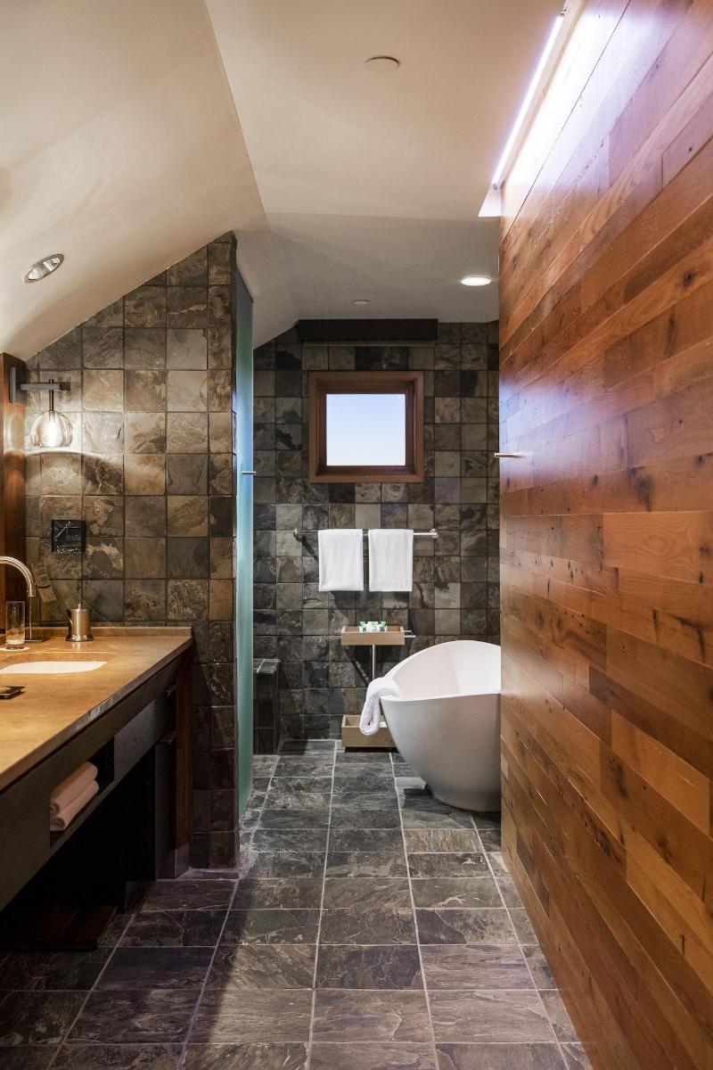Lodge And Cottages At Primland image