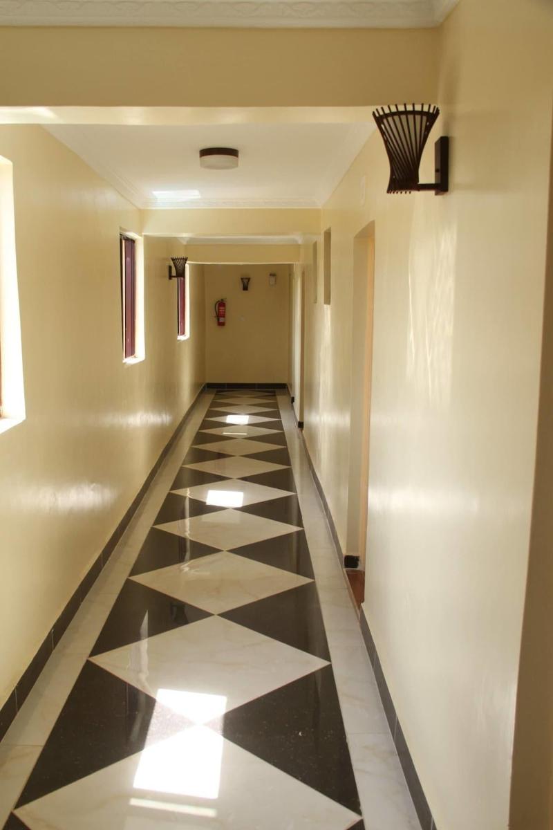 TrippleO's Hotel image