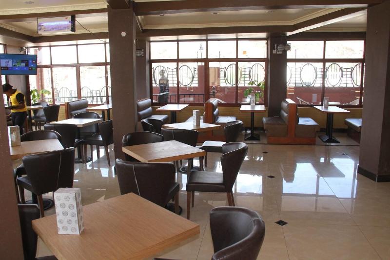TrippleO's Hotel image
