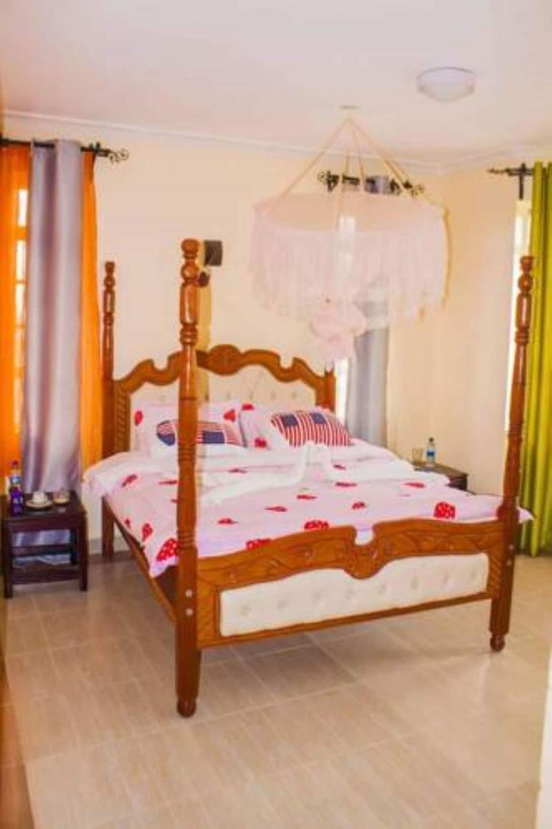 Jkia Tours And Homes image
