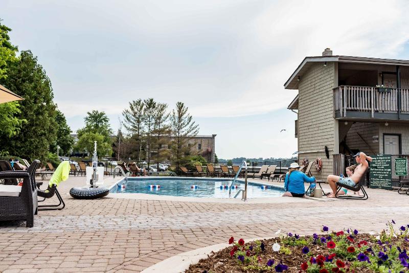 Capt. Thomson's Resort image