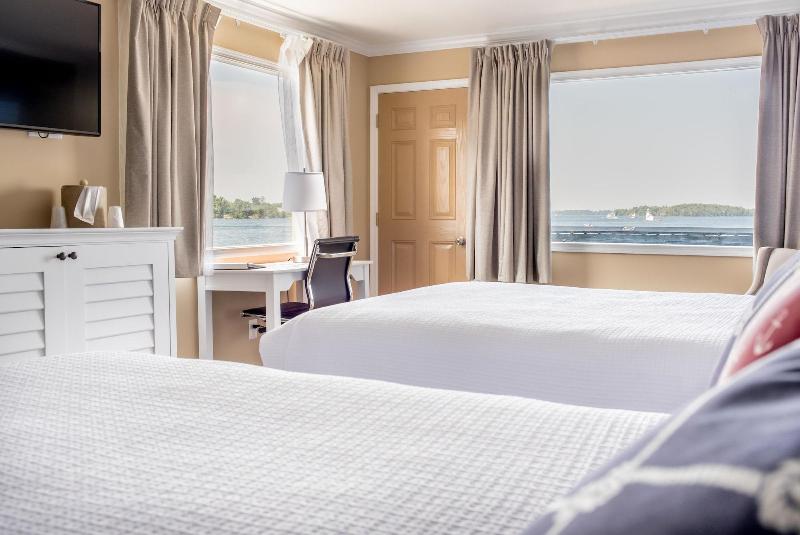 Capt. Thomson's Resort image