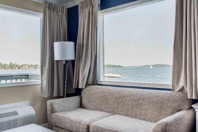 Capt. Thomson's Resort image