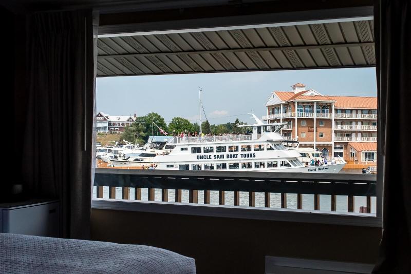 Capt. Thomson's Resort image