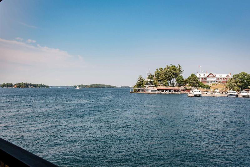 Capt. Thomson's Resort image