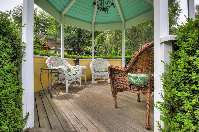 Country Cottage Of Langley image