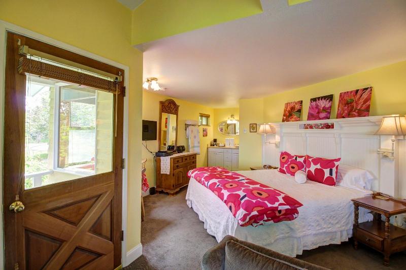 Country Cottage Of Langley image