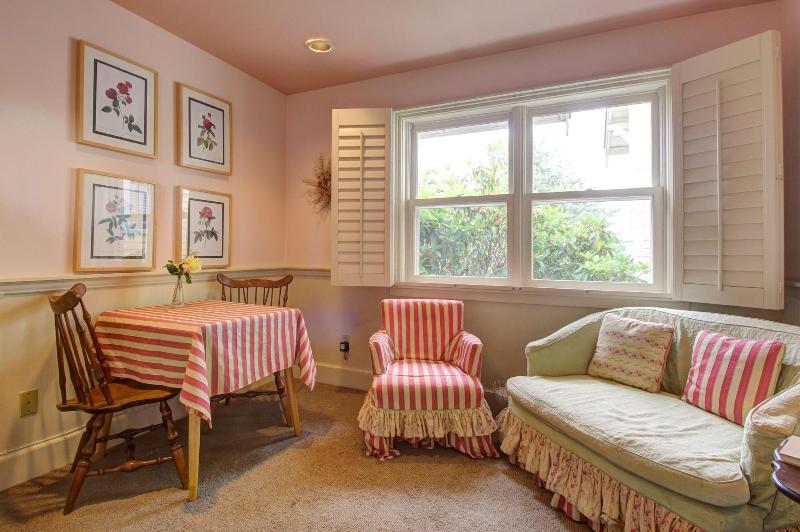 Country Cottage Of Langley image