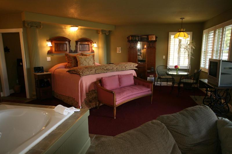 Country Cottage Of Langley image