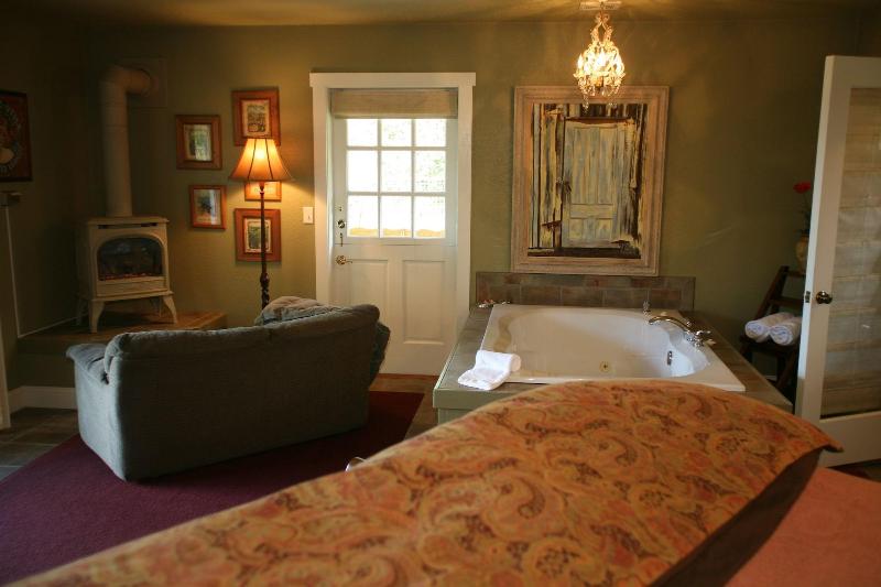 Country Cottage Of Langley image