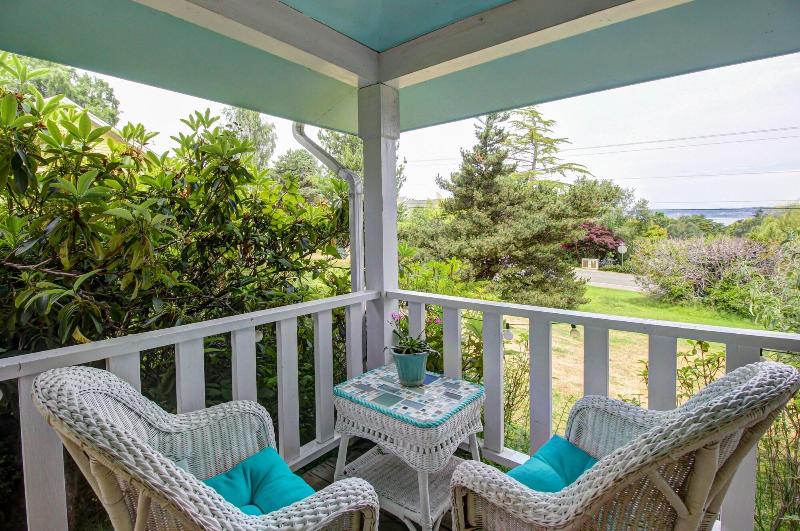 Country Cottage Of Langley image