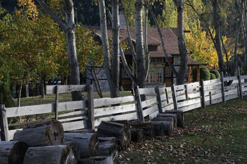 Vasilikia Mountain Farm & Retreat image