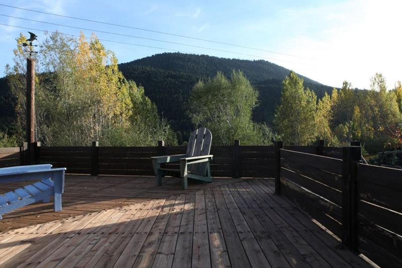 Vasilikia Mountain Farm & Retreat image