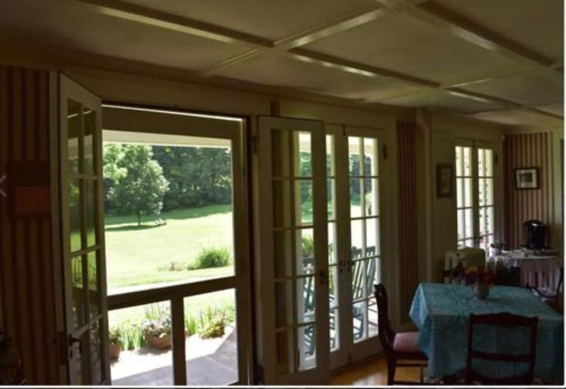 Harbour House Inn image