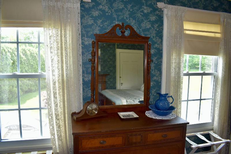 Harbour House Inn image