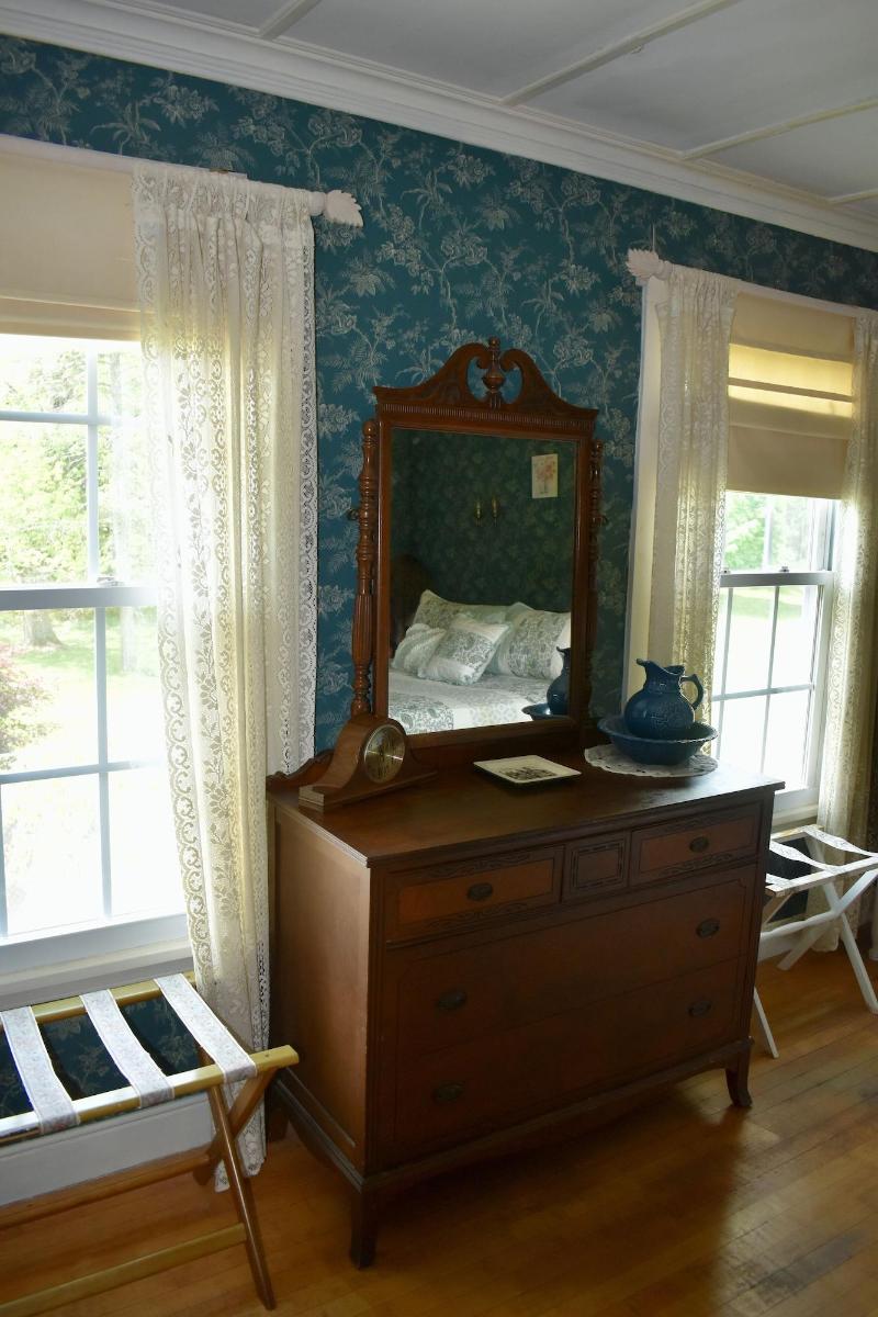 Harbour House Inn image