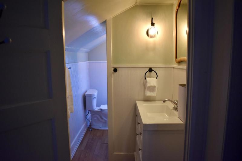 Harbour House Inn image