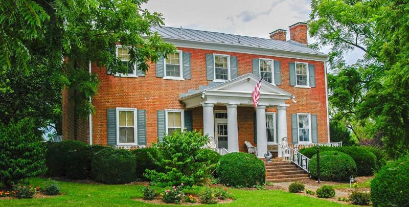 Cave Hill Farm Bed & Breakfast — exterior view